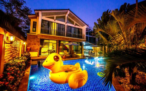 Отель 4poolvillas  Паттайя